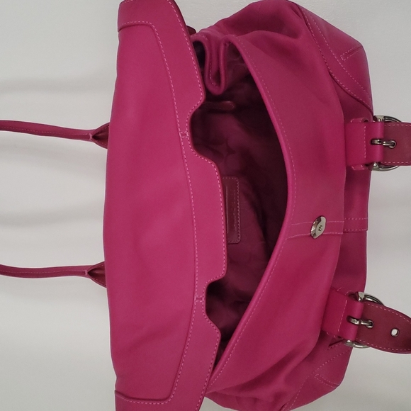 Pink coach bag - Picture 3 of 3